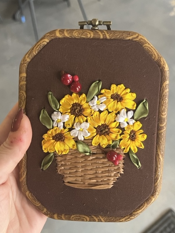 Ribbon embroidery